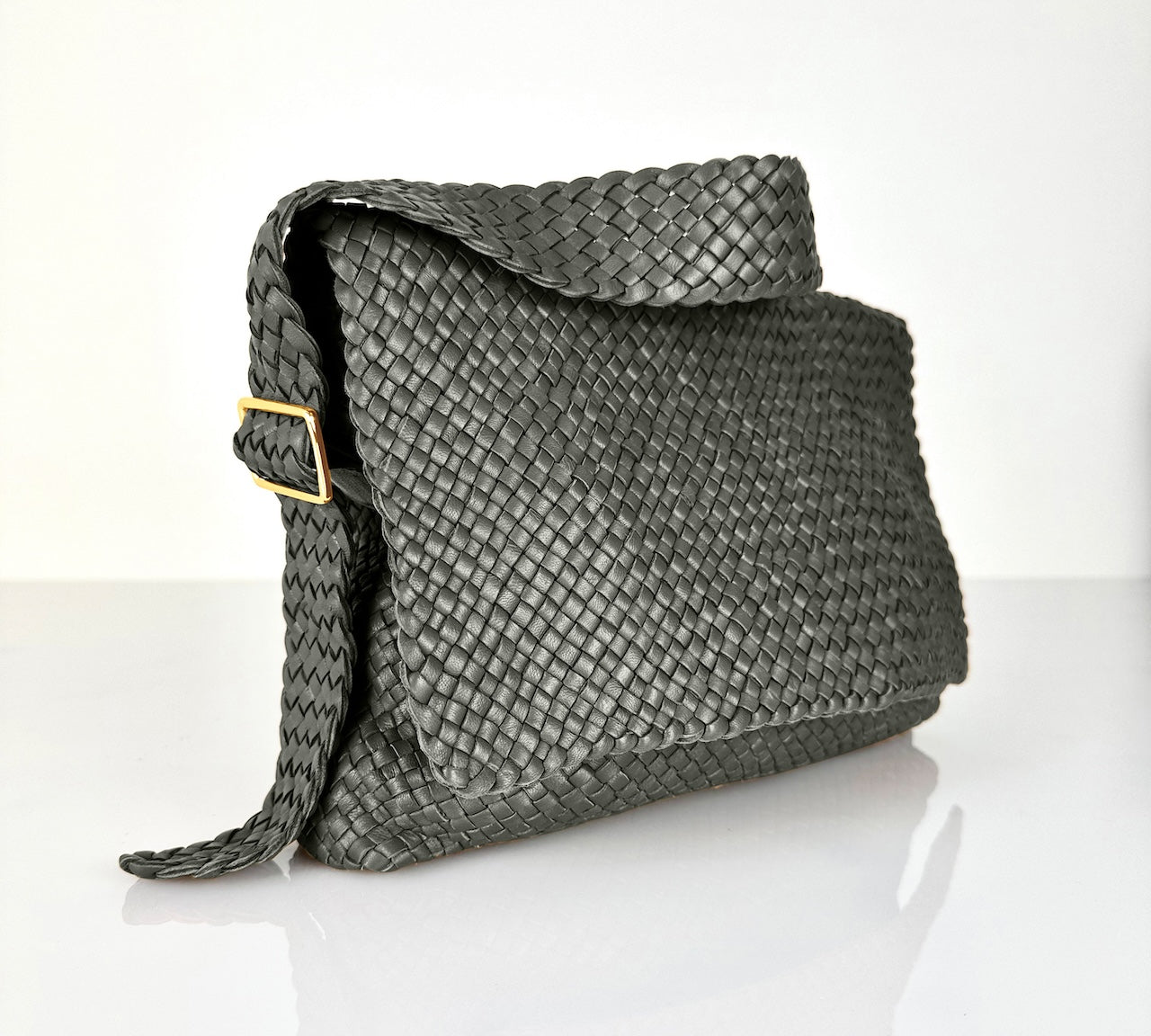 LABEL17's Shoulder Bag AMINA in Charcoal Grey, handmade in Morocco, designed in Switzerland