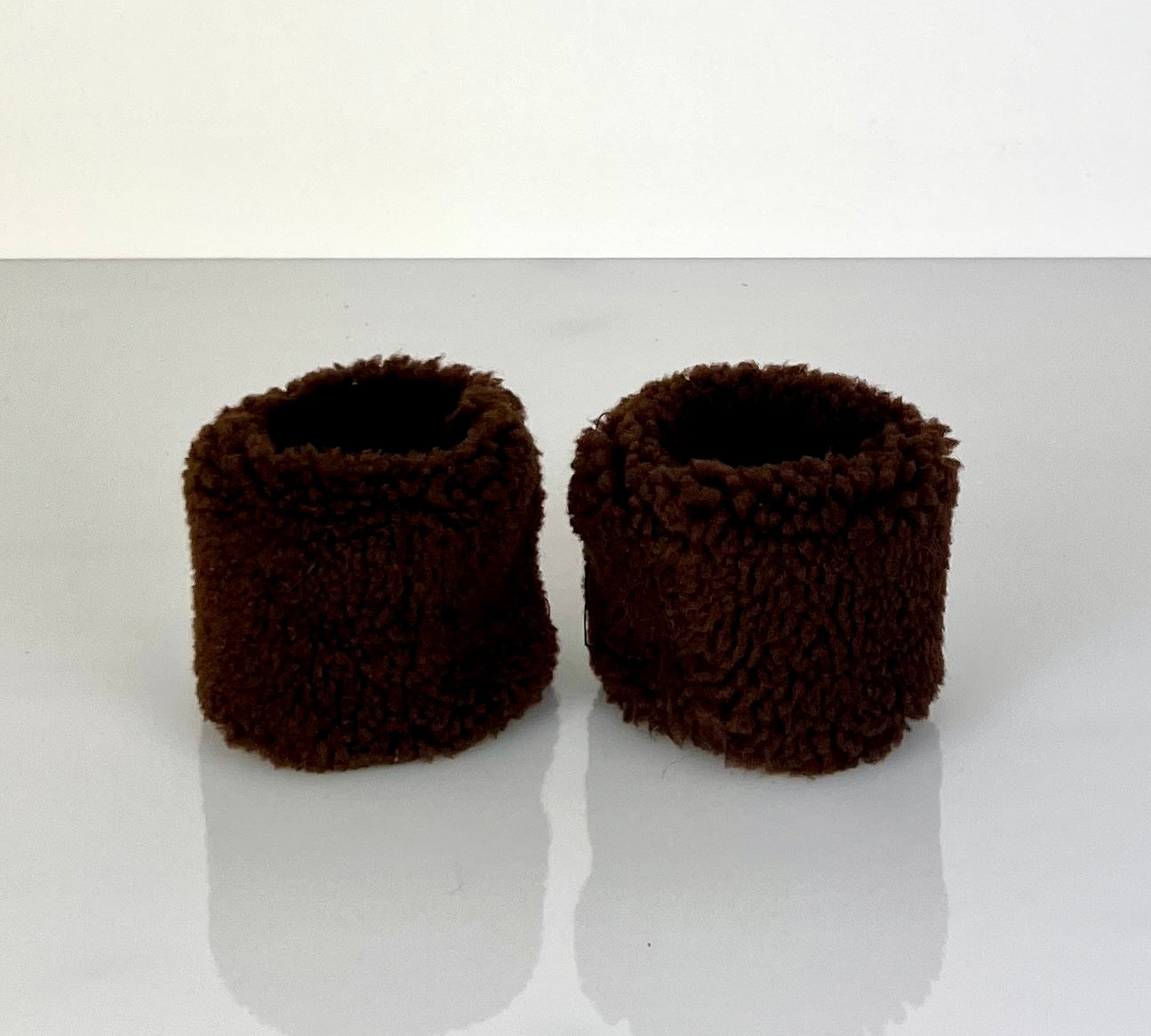 LABEL17 Wrist Warmer made of Shearling. Designed in Switzerland, handmade in Switzerland.