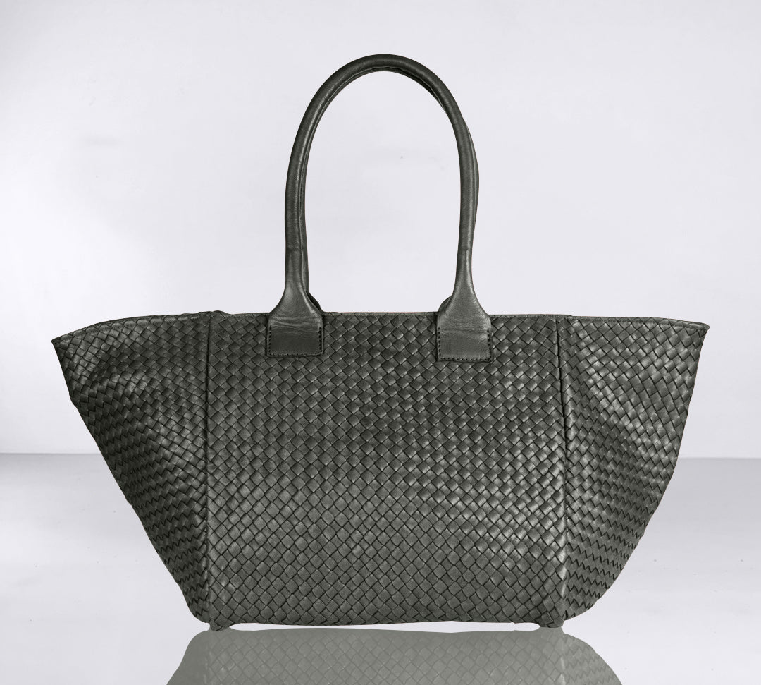 Shoulder Bag ORIGINAL in Charcoal Grey from LABEL17: the standard for lightweight bags made from supple hand-woven leather. Handmade in Morocco.