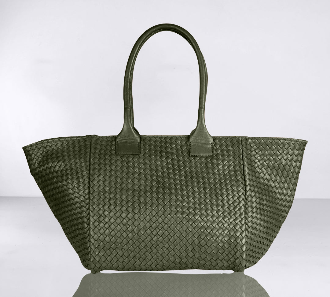 Shoulder Bag ORIGINAL in Hunter Green from LABEL17: the standard for lightweight bags made from supple hand-woven leather. Handmade in Morocco.